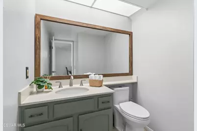 2135 Mandan Place #B, Simi Valley, CA 93065 - Photo 10
