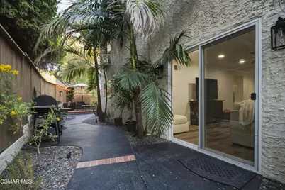 6767 Pheasant Lane, Oak Park, CA 91377 - Photo 18