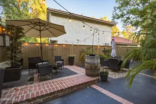 6767 Pheasant Ln, Oak Park, CA 91377 - Photo 14