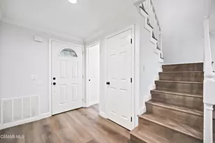 6767 Pheasant Ln, Oak Park, CA 91377 - Photo 4