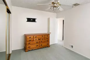 10115 Noble Ave, Mission Hills (San Fernando), CA 91345 - Photo 12