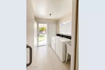 10115 Noble Avenue, Mission Hills (San Fernando), CA 91345 - Photo 14