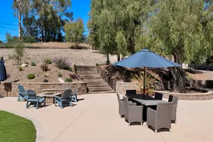 1092 La Cresta Dr, Thousand Oaks, CA 91362 - Photo 36
