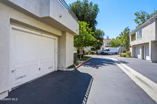 4240 Lost Hills Rd, Agoura Hills, CA 91301 - Photo 20