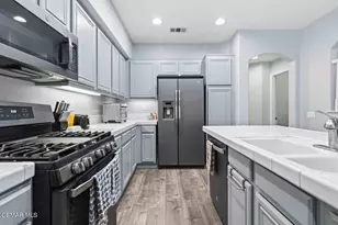 2632 Night Jasmine Dr, Simi Valley, CA 93065 - Photo 10