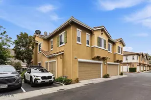 2632 Night Jasmine Dr, Simi Valley, CA 93065 - Photo 4