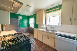 7435 Corbin Ave, Winnetka, CA 91306 - Photo 8
