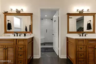 30049 Trail Creek Dr, Agoura Hills, CA 91301 - Photo 4