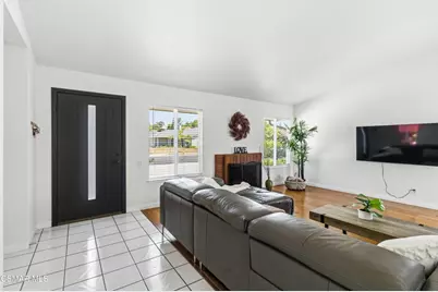 904 Silver Cloud Street, Thousand Oaks, CA 91360 - Photo 4