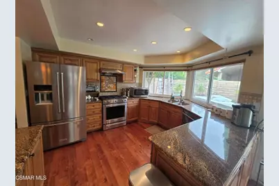 1117 Bradbury Court, Westlake Village, CA 91361 - Photo 4