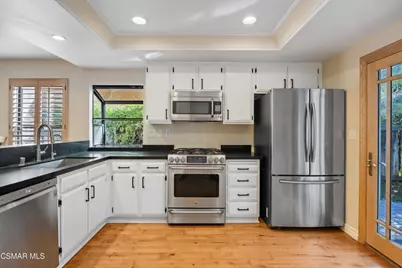 3831 Cottonwood Grove Trail, Calabasas, CA 91301 - Photo 20