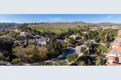 3831 Cottonwood Grove Trail, Calabasas, CA 91301 - Photo 52