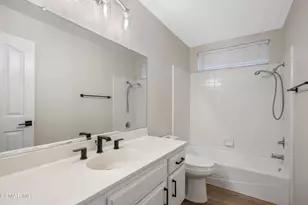 3831 Cottonwood Grove Trail, Calabasas, CA 91301 - Photo 32