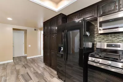 2624 Velarde Drive, Thousand Oaks, CA 91360 - Photo 10