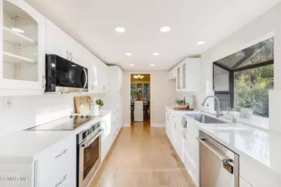 3392 Ranchwood Street, Newbury Park, CA 91320 - Photo 14