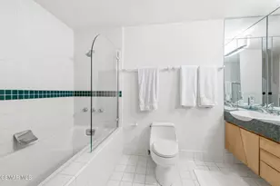 292 San Vincente Cir, Newbury Park, CA 91320 - Photo 26