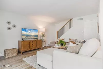 1196 Kirkford Way, Westlake Village, CA 91361 - Photo 2