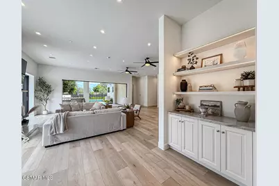 395 Sherwood Court, Thousand Oaks, CA 91361 - Photo 18