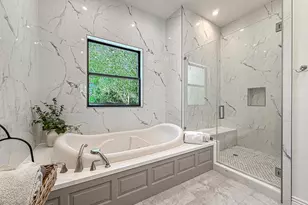 395 Sherwood Ct, Thousand Oaks, CA 91361 - Photo 44