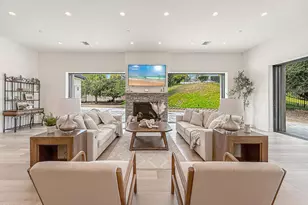 395 Sherwood Ct, Thousand Oaks, CA 91361 - Photo 26