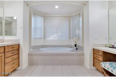 815 Rancho Road, Thousand Oaks, CA 91362 - Photo 22