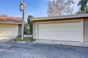 204 Estrellita Ln, Oak Park, CA 91377 - Photo 24