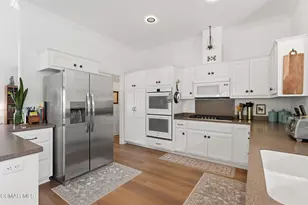 39 Nottingham Rd, Westlake Village, CA 91361 - Photo 16