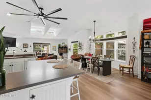 39 Nottingham Rd, Westlake Village, CA 91361 - Photo 12