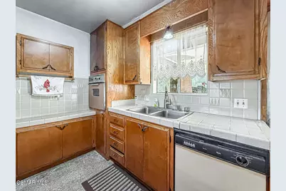 7455 Donna Avenue, Reseda, CA 91335 - Photo 20