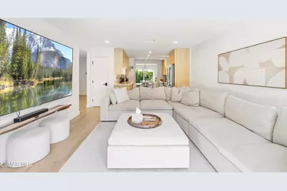 32038 Waterside Lane, Westlake Village, CA 91361 - Photo 16
