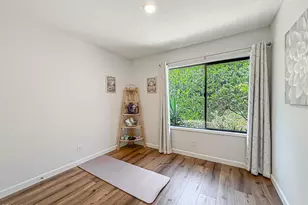 27584 Rondell St, Agoura Hills, CA 91301 - Photo 14