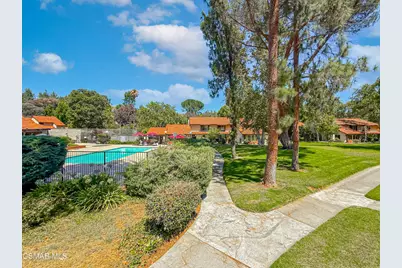 27584 Rondell Street #25, Agoura Hills, CA 91301 - Photo 30