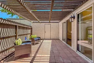 27584 Rondell St, Agoura Hills, CA 91301 - Photo 24