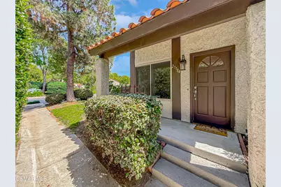 27584 Rondell Street #25, Agoura Hills, CA 91301 - Photo 2