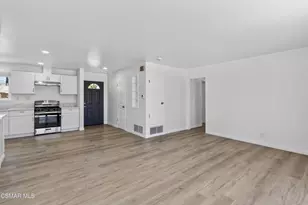 1573 Arcane St, Simi Valley, CA 93065 - Photo 10