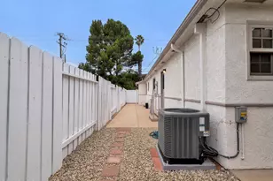 606 Hodencamp Rd, Thousand Oaks, CA 91360 - Photo 34