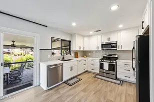 6142 Hope St, Simi Valley, CA 93063 - Photo 12