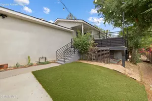 9218 Slater Terrace, Chatsworth, CA 91311 - Photo 2