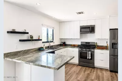 9218 Slater Terrace, Chatsworth, CA 91311 - Photo 10