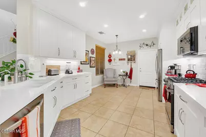26608 Via Bellazza, Valencia, CA 91381 - Photo 20