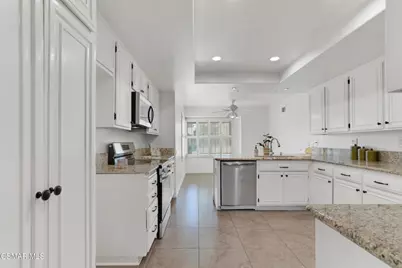 20184 Village 20, Camarillo, CA 93012 - Photo 16