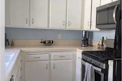 675 Arneill Road, Camarillo, CA 93010 - Photo 2