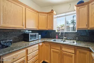 6642 Teesdale Ave, North Hollywood, CA 91606 - Photo 10