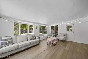 2094 Elizondo Ave, Simi Valley, CA 93065 - Photo 30