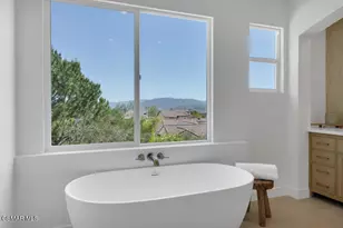 6024 Mandeville Pl, Oak Park, CA 91377 - Photo 46