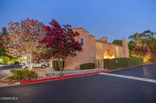 23056 Park Privado, Calabasas, CA 91302 - Photo 2