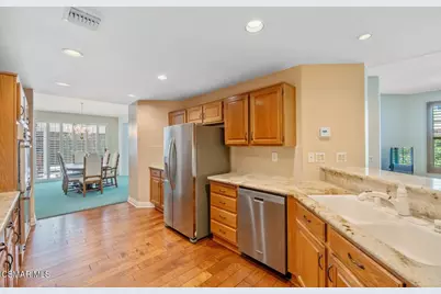 23056 Park Privado, Calabasas, CA 91302 - Photo 18