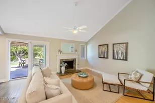 838 Spring Canyon Pl, Newbury Park, CA 91320 - Photo 12