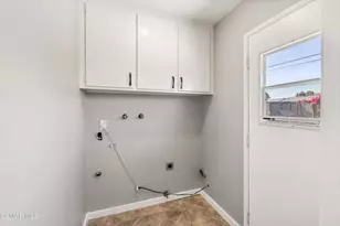 3429 Henry Dr, Newbury Park, CA 91320 - Photo 20