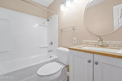 2340 Calle Malvon, Thousand Oaks, CA 91360 - Photo 24
